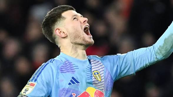 Arsenal Sign Former Leeds Goalkeeper Illan Meslier on Free Transfer Ahead of New Premier League Season