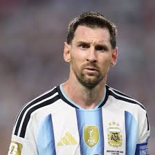 Cristiano Ronaldo Sends Emotional Message to Lionel Messi After His Father’s Death