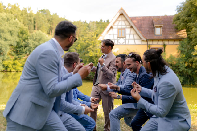 Emma & Julien Wedding Photo 77