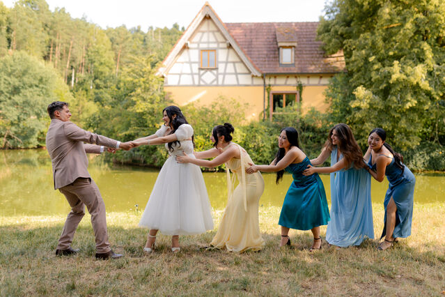 Emma & Julien Wedding Photo 79