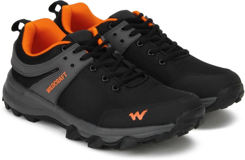 wildcraft trekking shoes