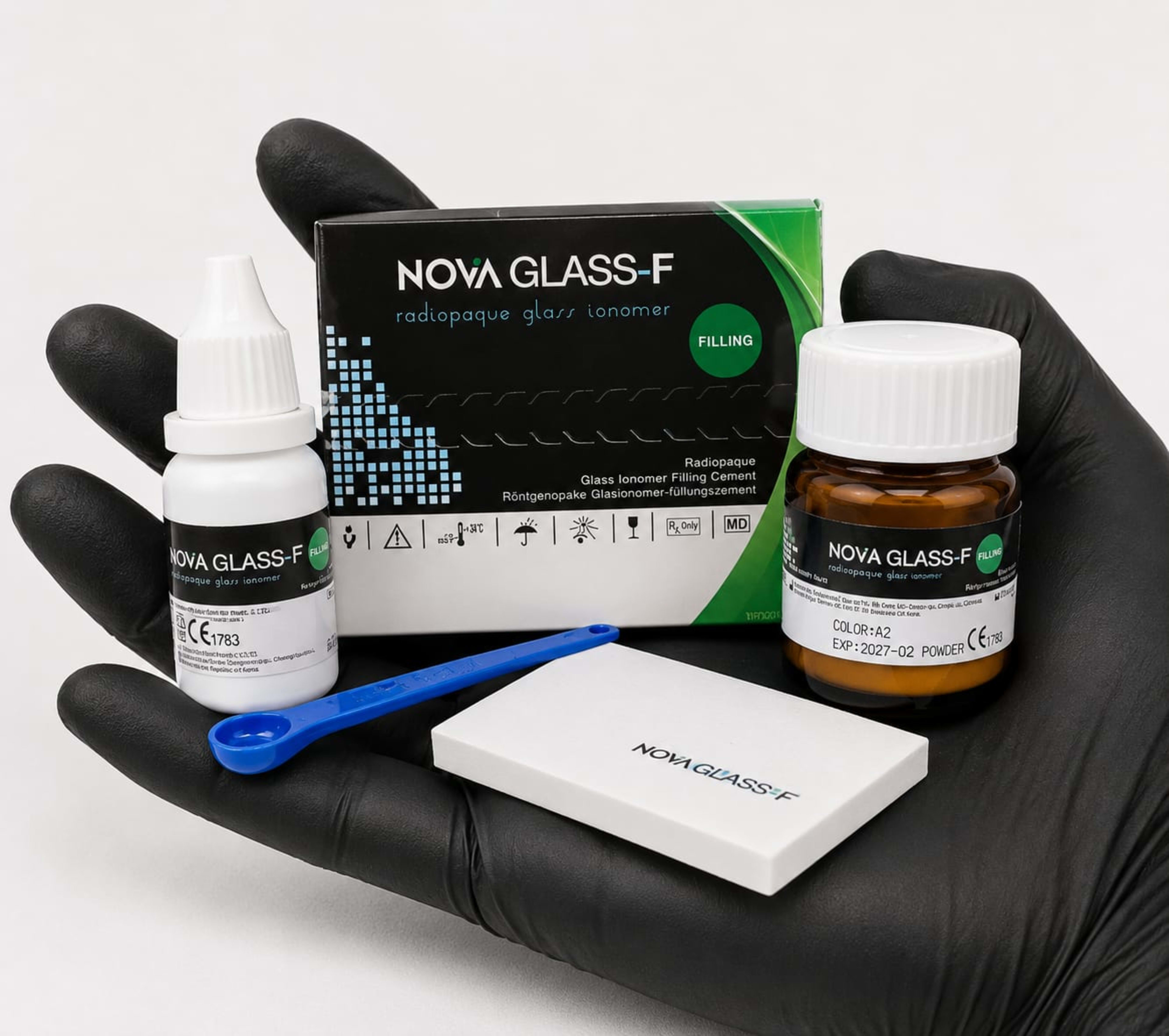 glass ionomer powder and liquid (Nova)