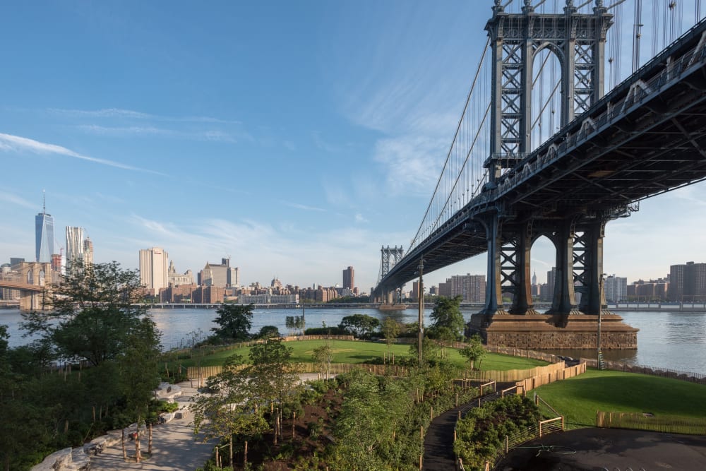 Manhattan Bridge.jpg