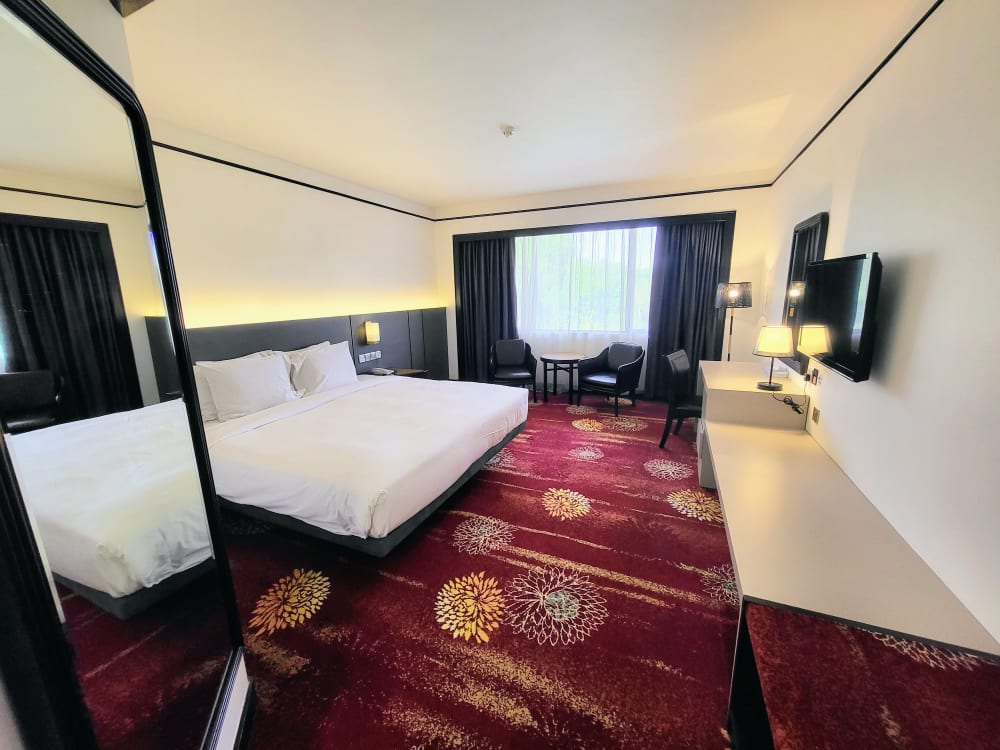 [Newly Renovated] Superior Room-min.jpg