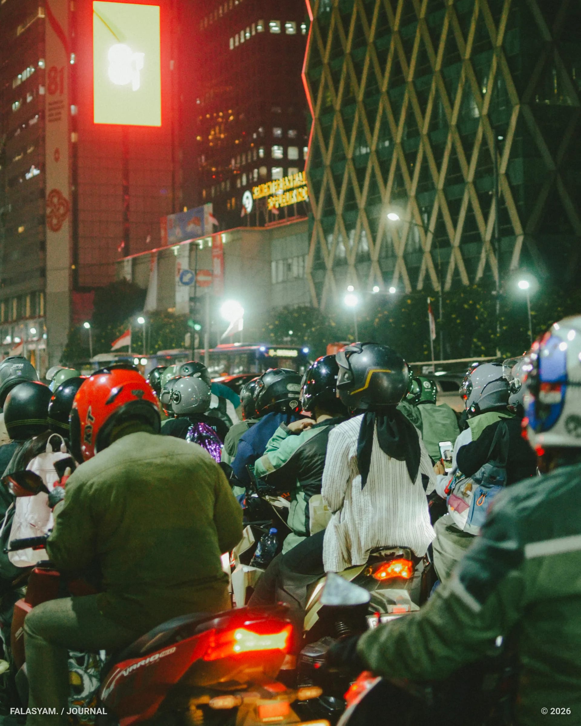 Strolling Around Jakarta