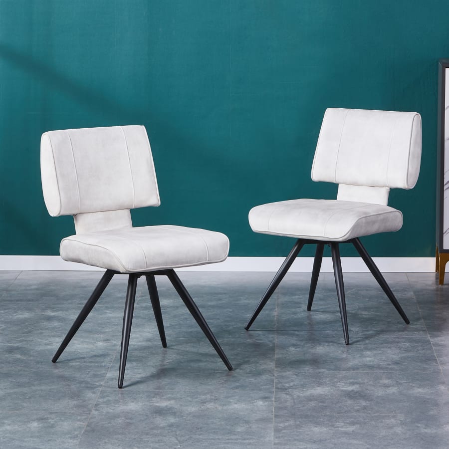 Lot de 2 chaises en velours blanc écru pieds en métal noir