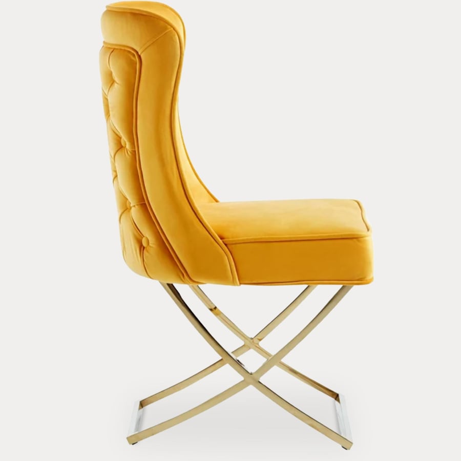 Lot de 2 chaises en velours jaune moutarde pieds en m&eacute;tal dor&eacute;