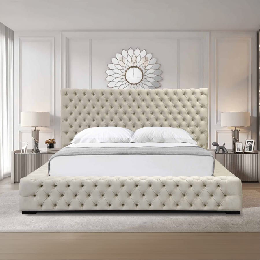 Lit capitonn&eacute; avec coffre en velours beige 160x200 cm