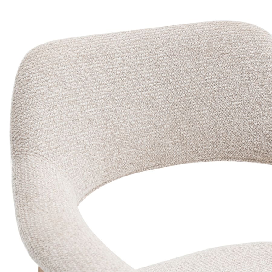 Chaise de repas en tissu beige pieds ch&ecirc;ne massif clair