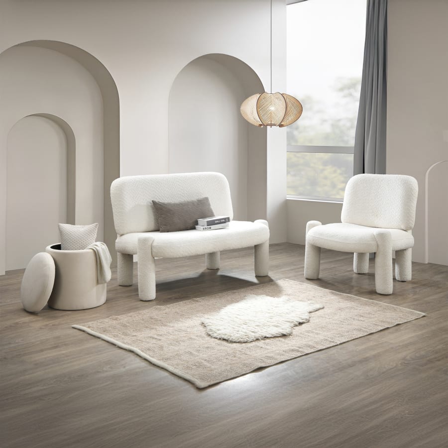 Fauteuil design effet peau de mouton blanc écru