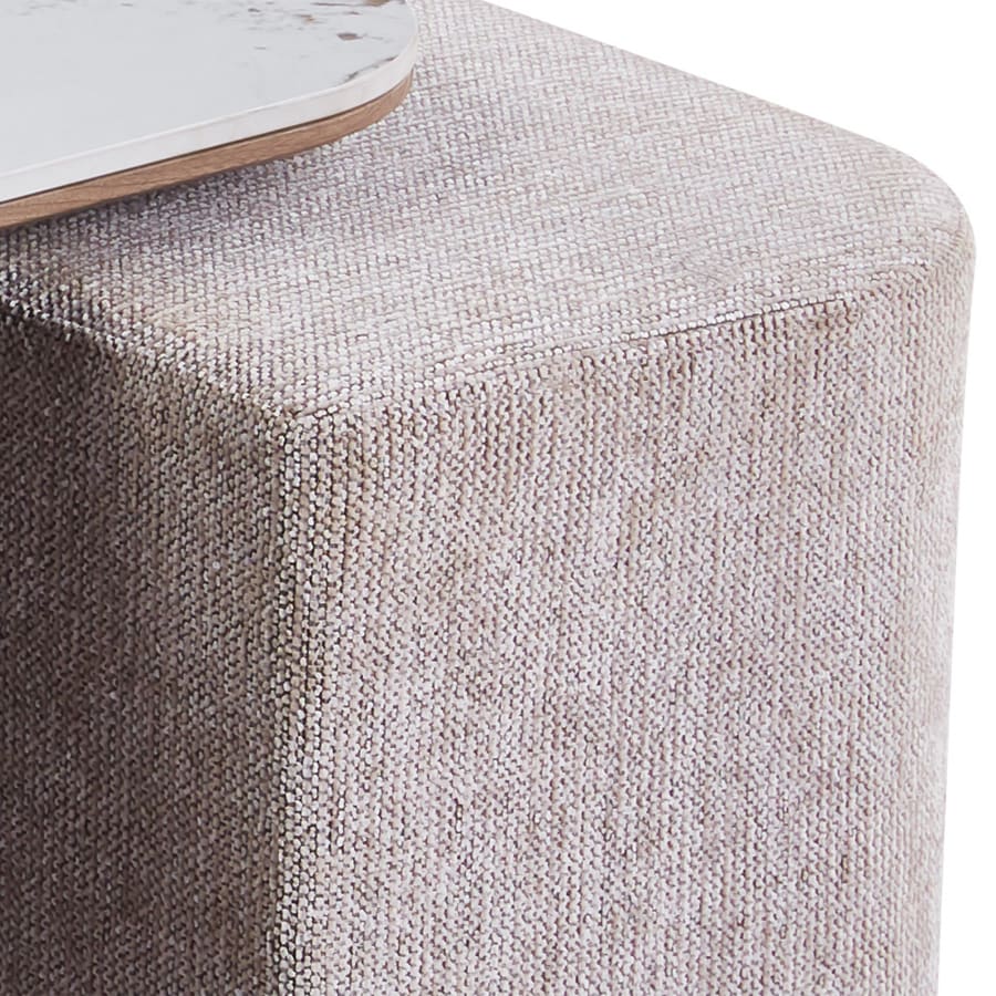 Table basse en pierre fritt&eacute;e blanc avec 4 poufs pieds couleur bois