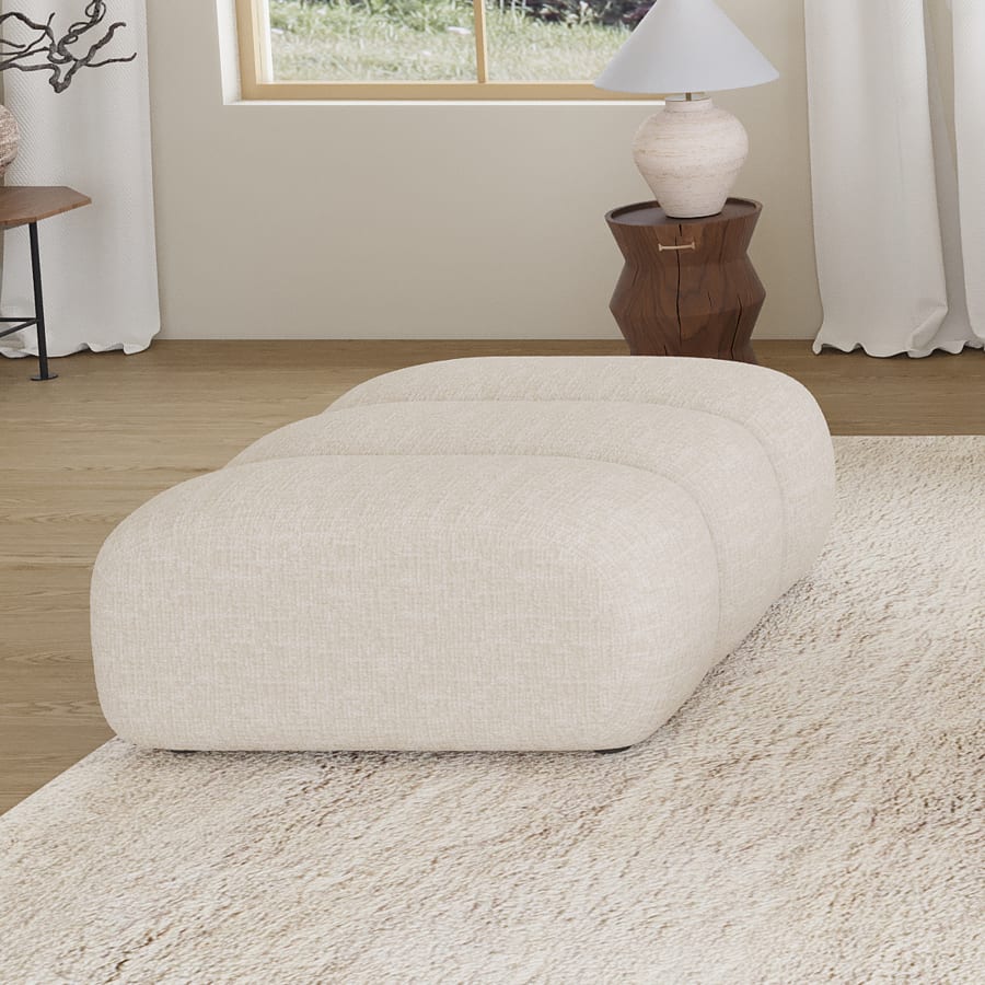 Pouf rectangle matelass&eacute; en tissu beige