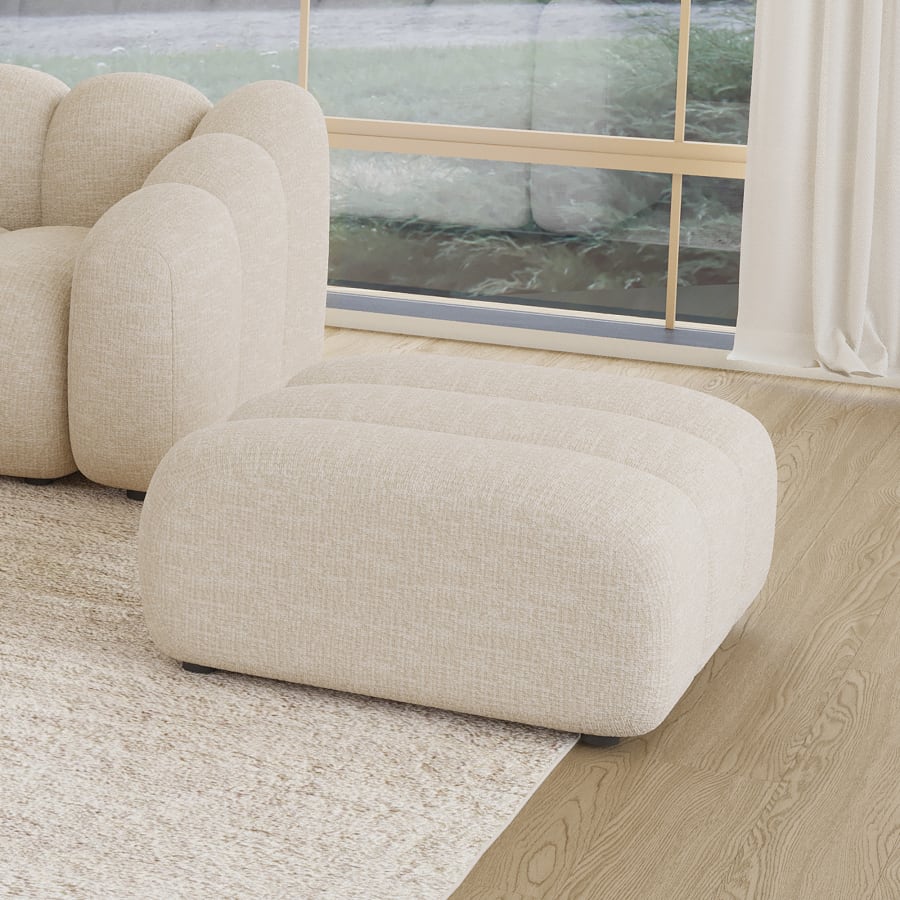 Pouf rectangle matelass&eacute; en tissu beige