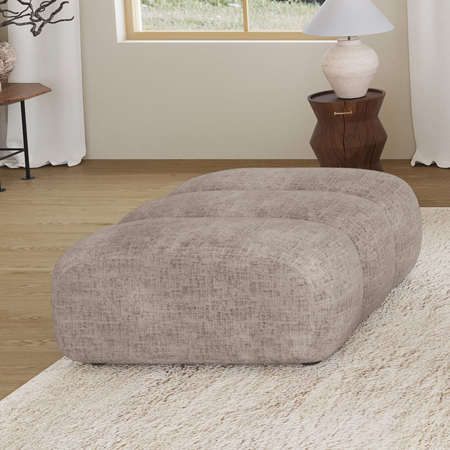 Pouf rectangle matelass&eacute; en tissu taupe