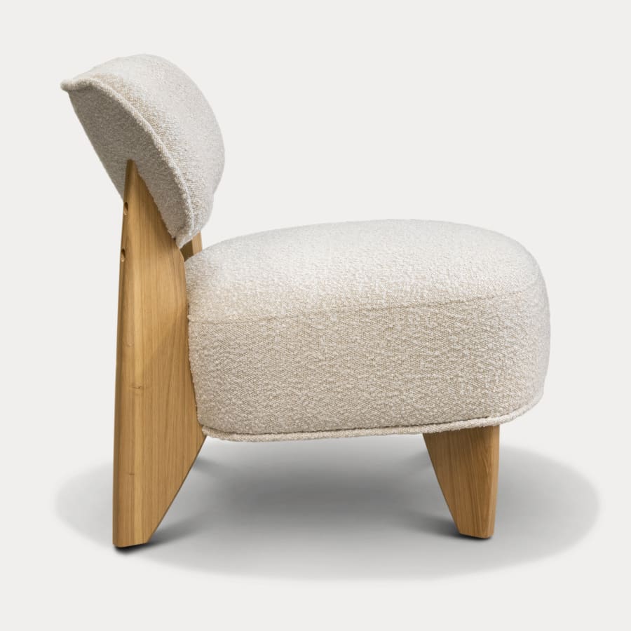 Fauteuil design effet peau de mouton beige