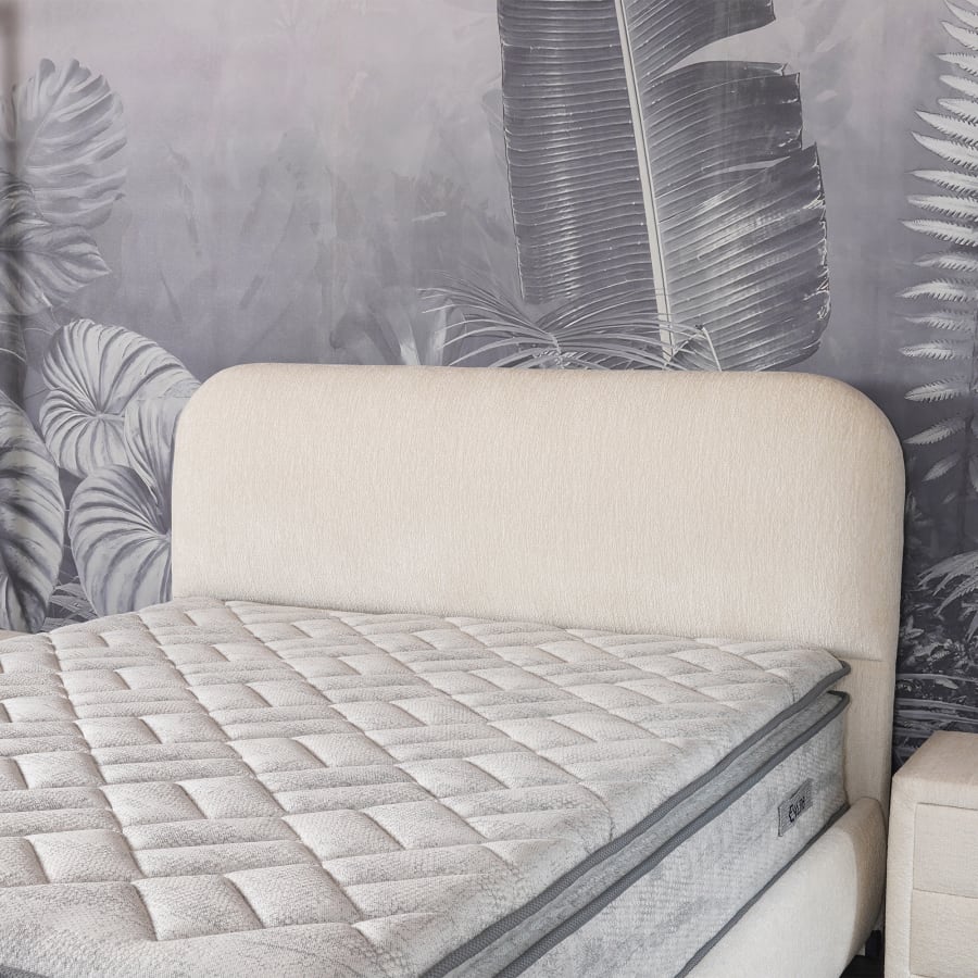 Lit double en tissu beige avec coffre 140x190 cm