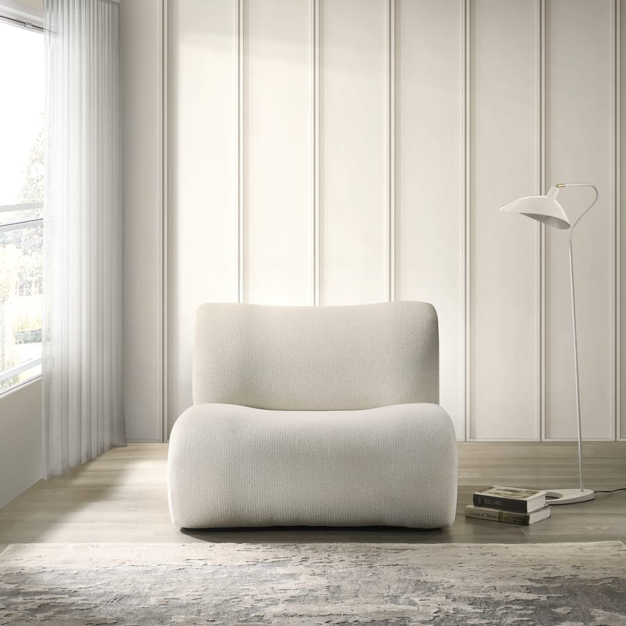 Fauteuil design en tissu beige