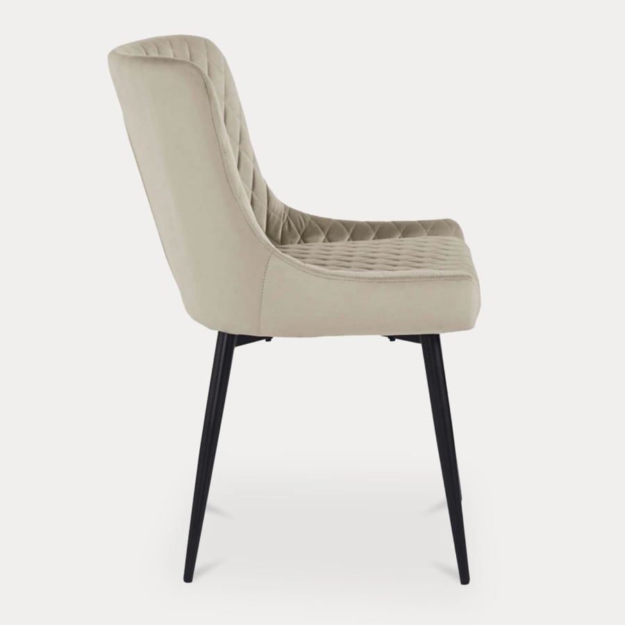 Lot de 2 chaises capitonn&eacute;es en velours beige