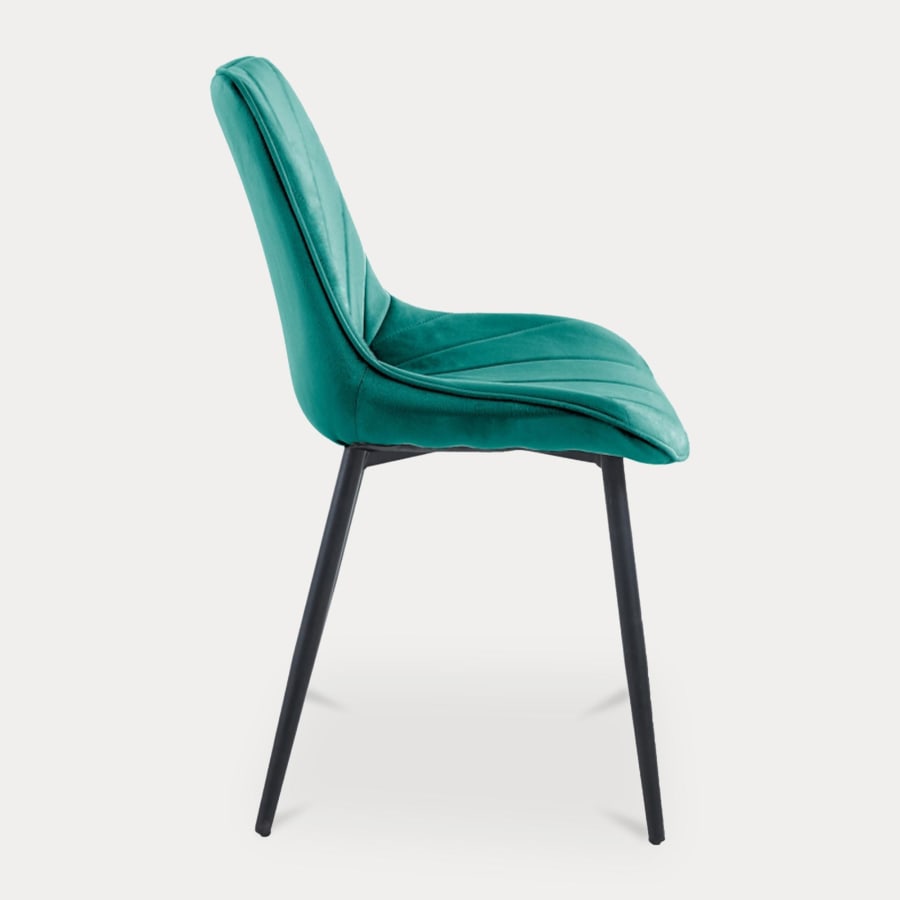 Lot de 4 chaises en velours vert pieds en métal noir