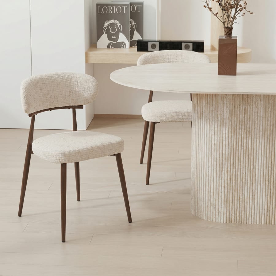 Lot de 2 chaises en tissu beige pieds couleur bois fonc&eacute;