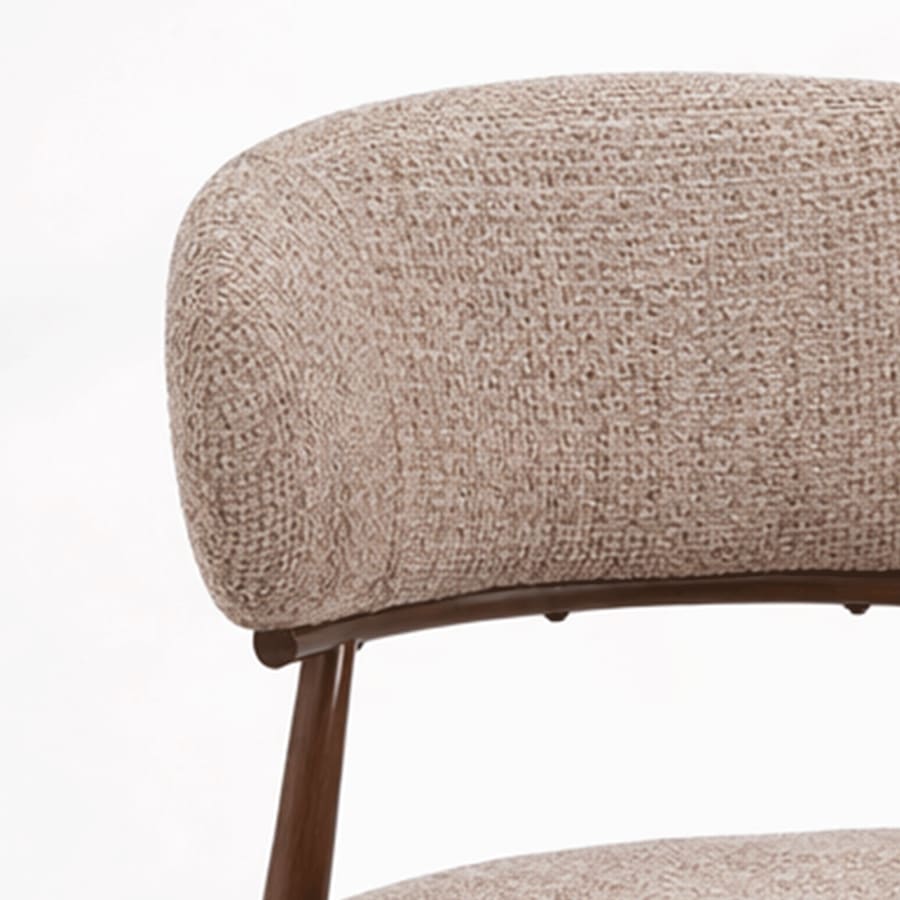 Lot de 2 chaises en tissu taupe pieds couleur bois fonc&eacute;