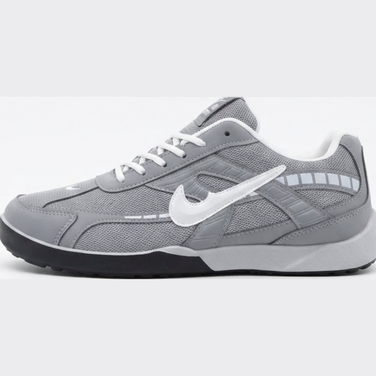 كوتشي رياضي رجالي بقصة منخفضة ولونين من A-One