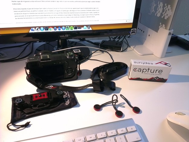 Leash-Cuff-Capture