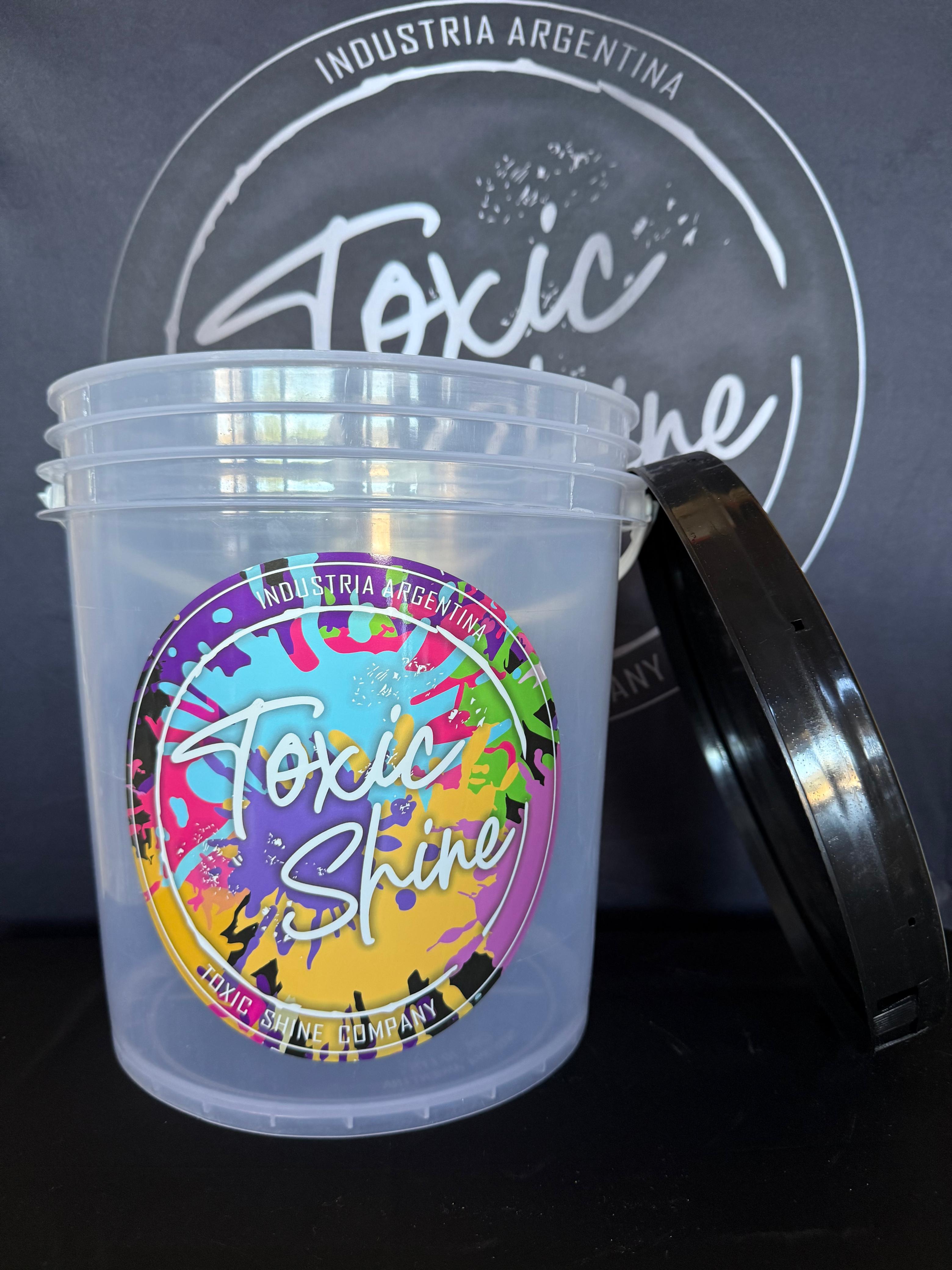 Balde Toxic Shine