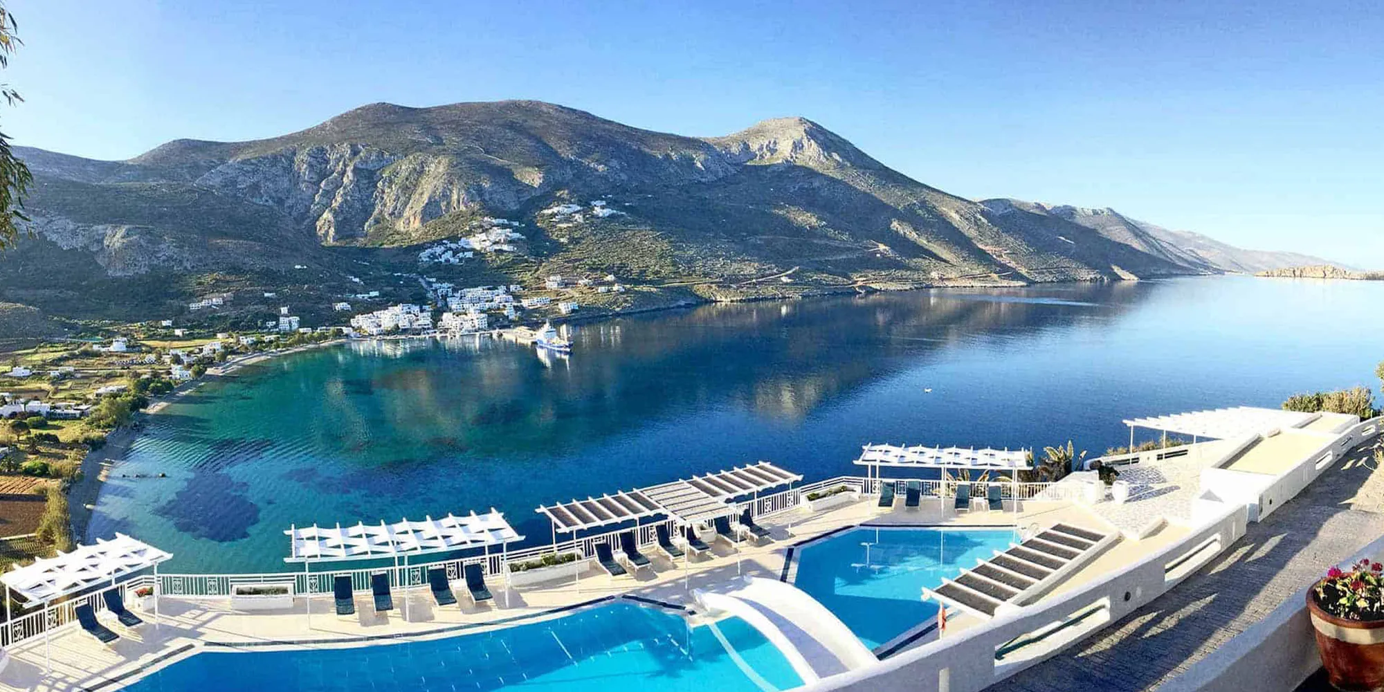 Θέα στη θάλασσα, Aegialis Hotel & Spa