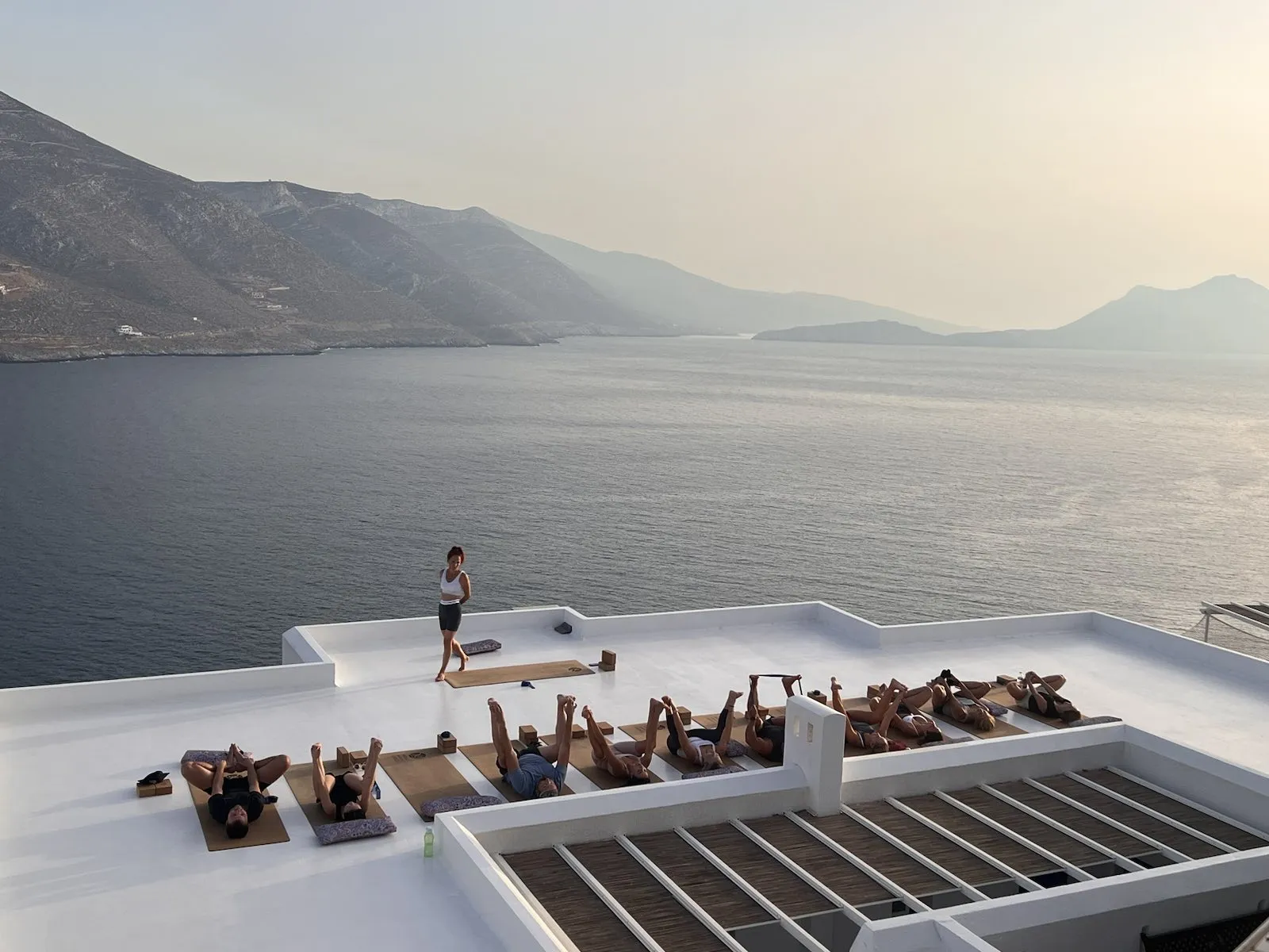 Yoga για επισκέπτες στο Aegialis 8