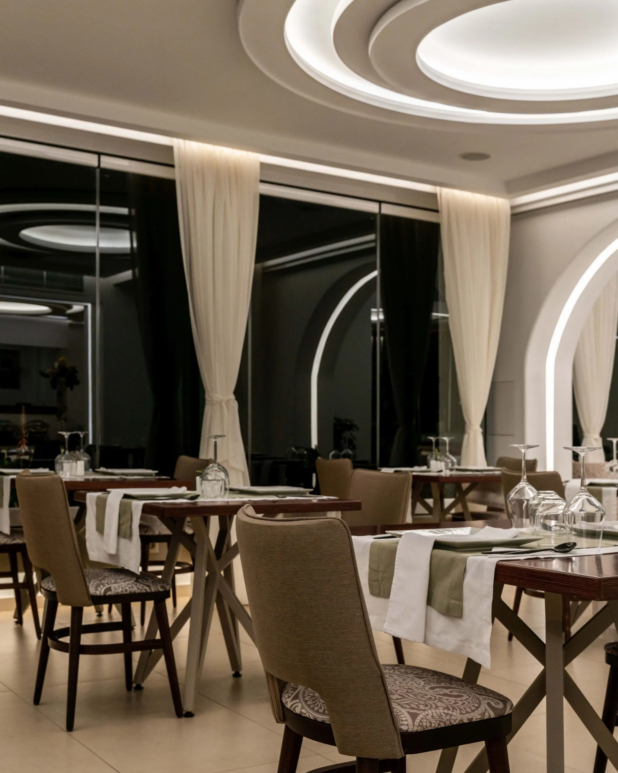Ambrosia Gallery Restaurant, 14