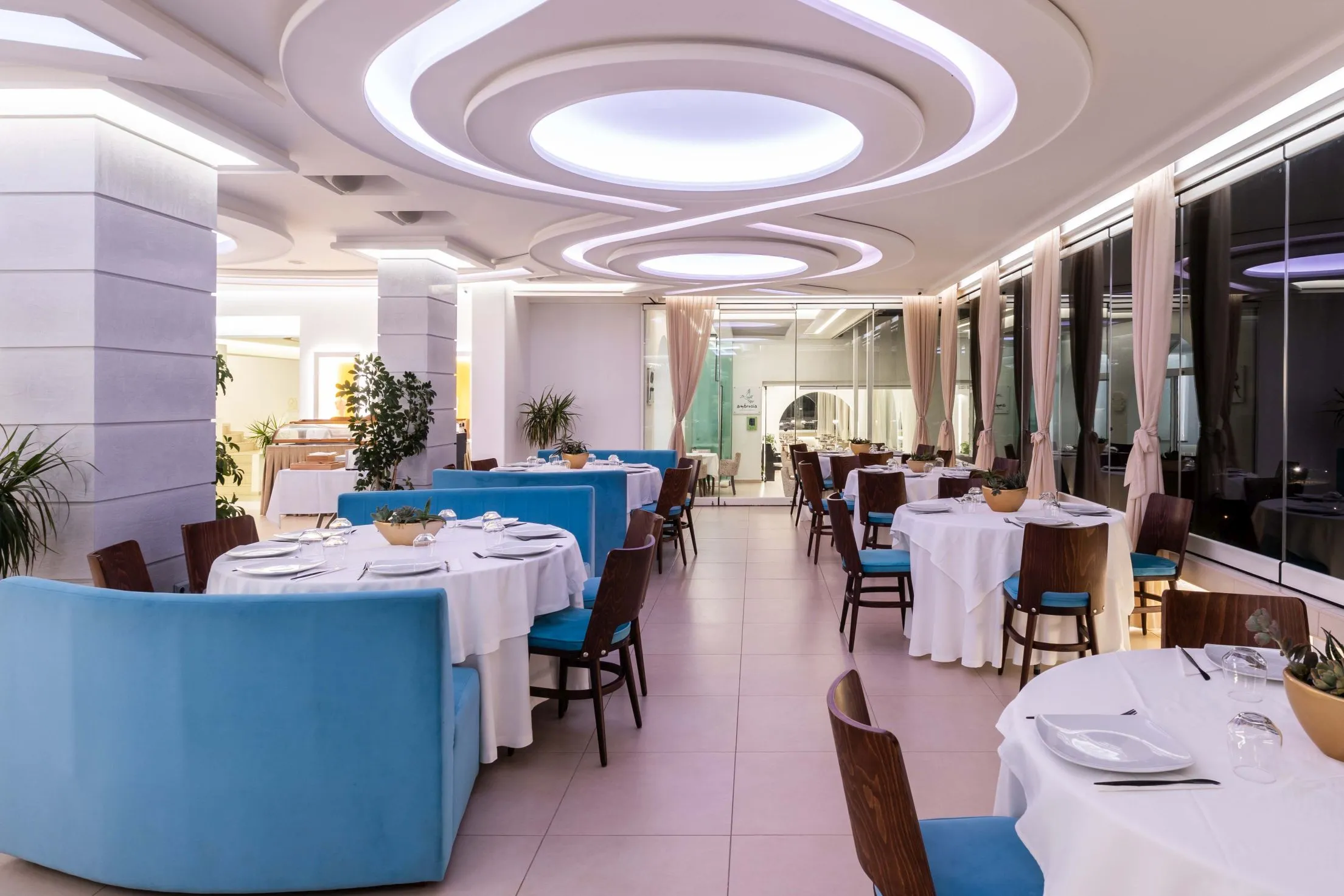 Ambrosia Gallery Restaurant, 4