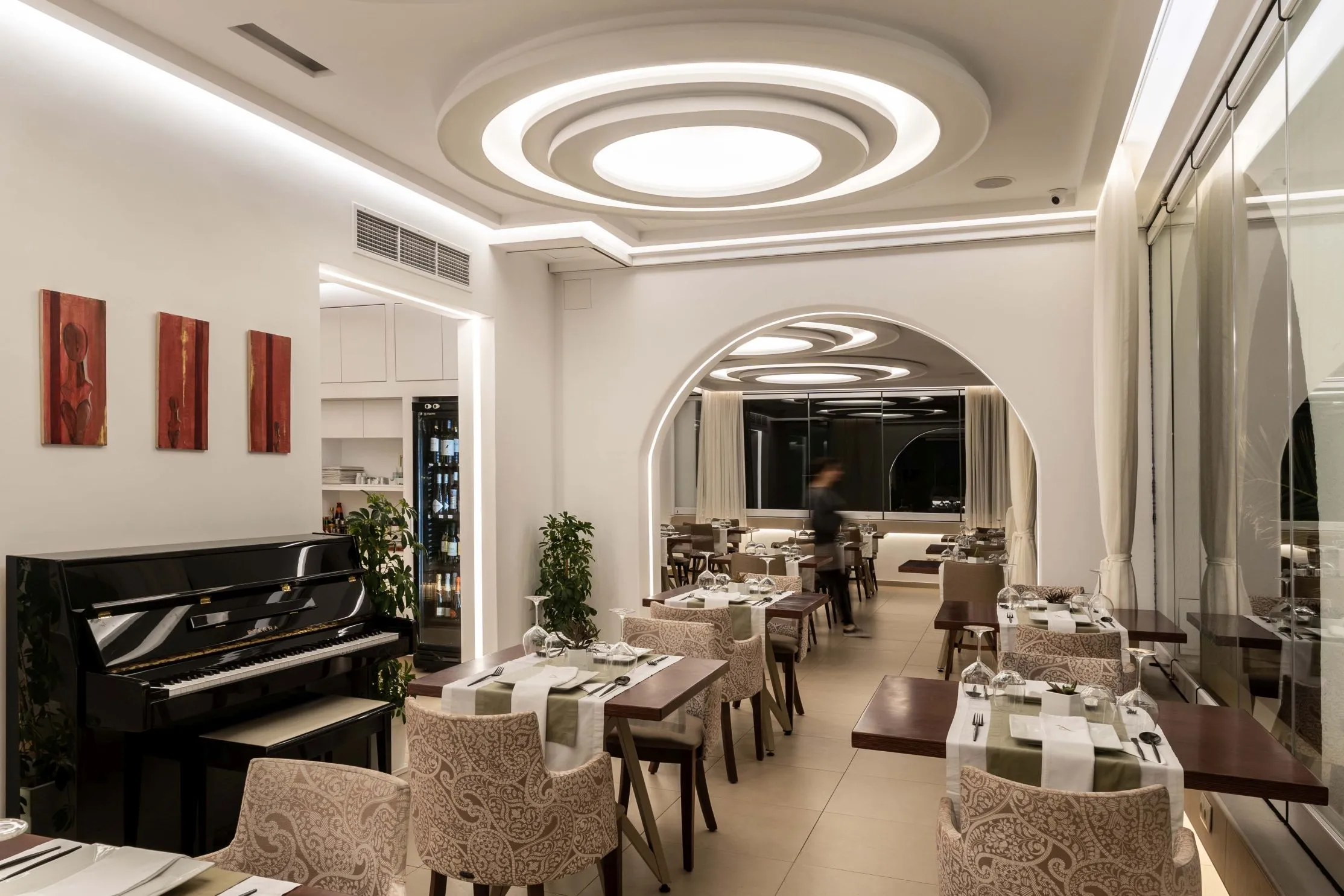Ambrosia Gallery Restaurant, 5