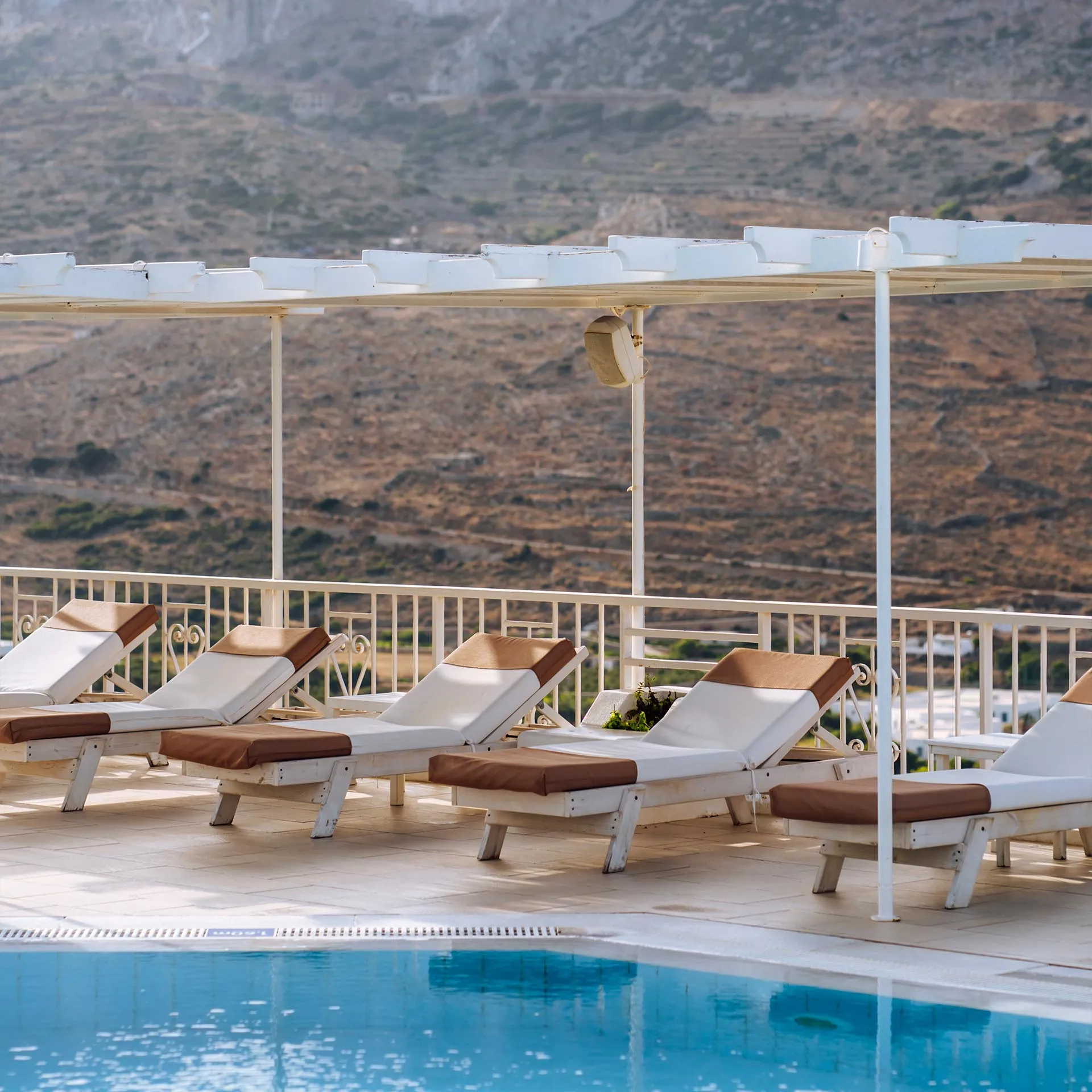 Calypso Restaurant, 12