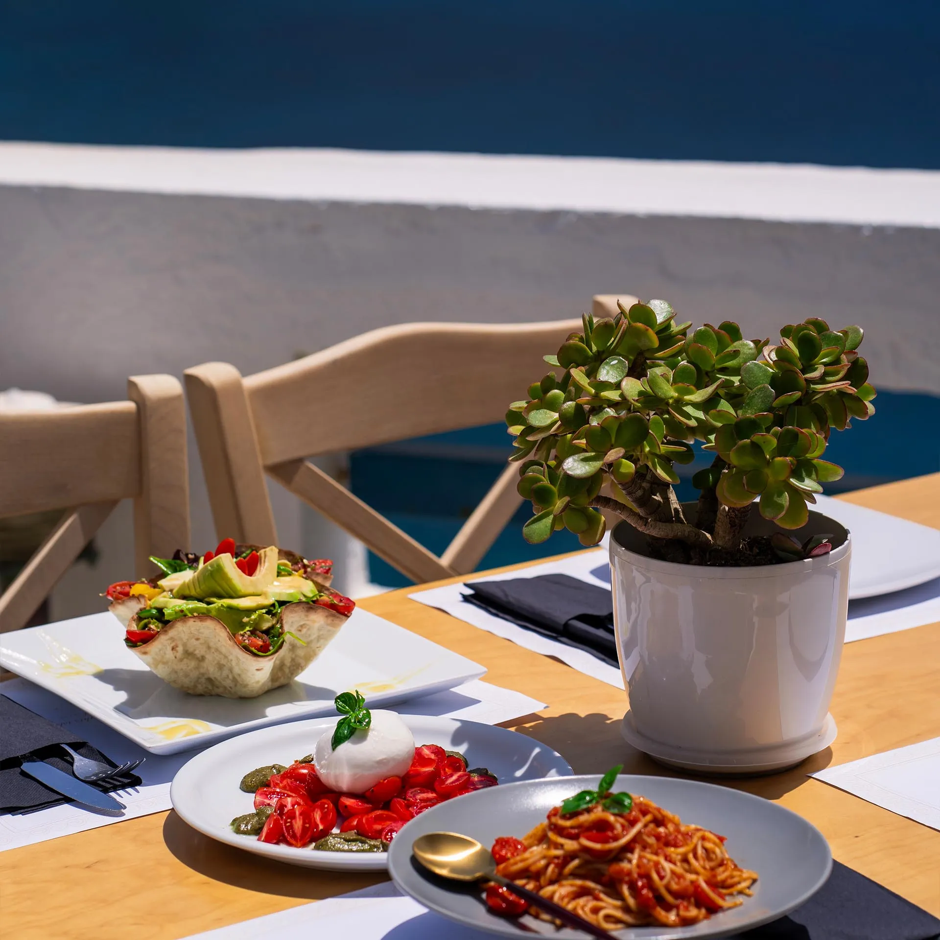 Calypso Restaurant, 26
