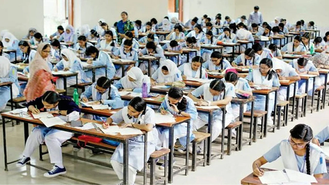 ২৬ জুন এইচএসসি পরীক্ষা শুরু, অংশ নিচ্ছে ১২ লাখ ৫১ হাজার শিক্ষার্থী