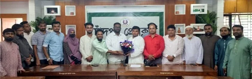 এনসিপি নবগঠিত কমিটির সাথে চাঁদপুর প্রেসক্লাব নেতৃত্বের শুভেচ্ছা বিনিময়