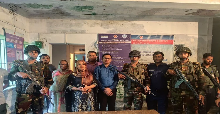 যৌথ বাহিনীর অভিযান : ফরিদগঞ্জের গুপ্টি পূর্ব ইউনিয়নের স্বাস্থ্য ও পরিবার কল্যাণ কেন্দ্র চালু