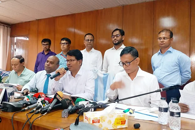 এসএসসি ও সমমান পরীক্ষায় পাসের হার ৬৮.৪৫ শতাংশ, কমেছে জিপিএ-৫