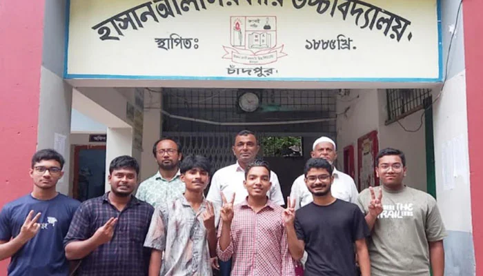 এসএসসি ও সমমান পরীক্ষা-২০২৫ : চাঁদপুর জেলায় এবার ফলাফল বিপর্যয়।। এসএসসিতে পাসের হার ৫৫.৭৬
