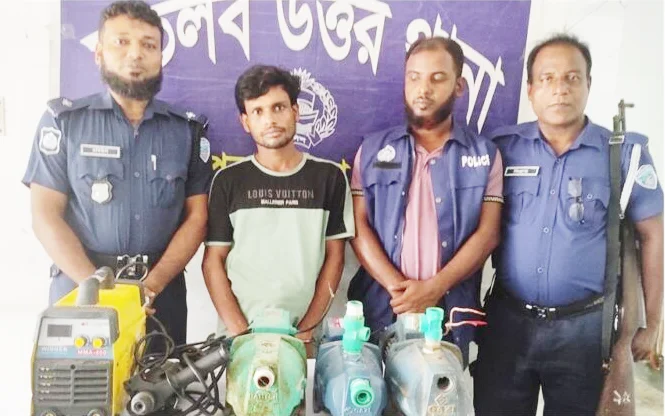 মতলব উত্তরে চোরাই মালামালসহ যুবক আটক