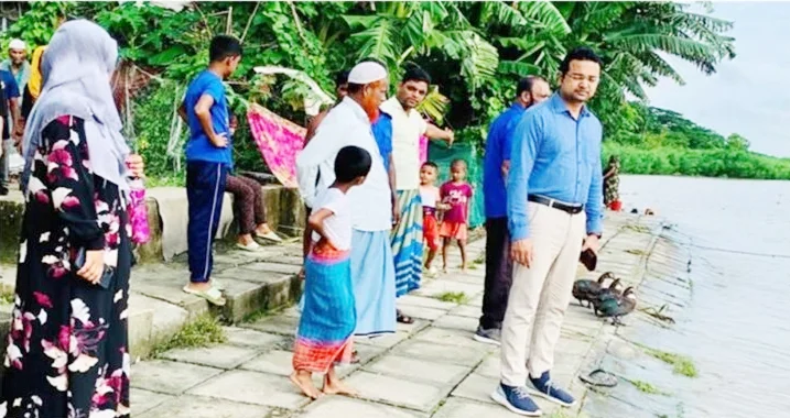 নদী তীরবর্তী জনপদ সরজমিনে পরিদর্শন করেন সদর ইউএনও