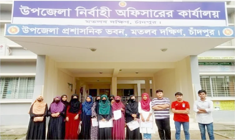 মতলব দক্ষিণে একটি উচ্চ বিদ্যালয়ে রেজিষ্ট্রেশন ভুলে আসেনি ২০ পরীক্ষার্থীর ফল !