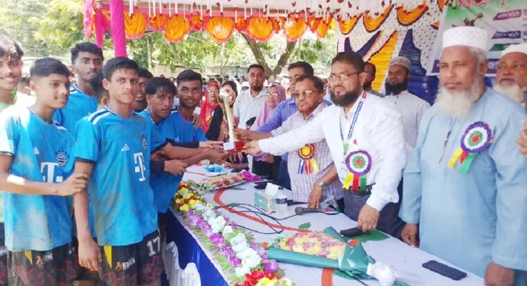 চান্দ্রা বাজার ইয়াকুব আলী স্মারক উবি আন্তঃ শ্রেণী ফুটবল ও হ্যান্ডবল ফাইনাল