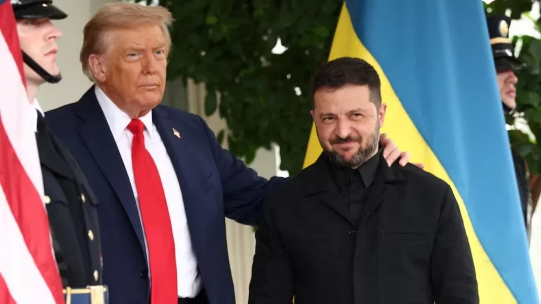 প্রতিজ্ঞা ভেঙে স্যুট পরে হোয়াইট হাউসে জেলেনস্কি