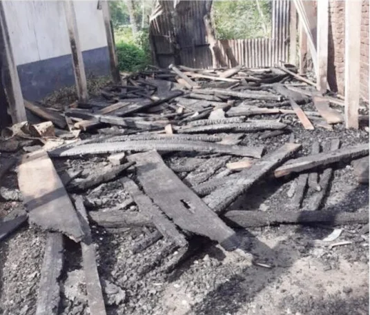 মতলব উত্তরে ফার্নিচারের দোকান আগুনে পুড়ে ছাই
