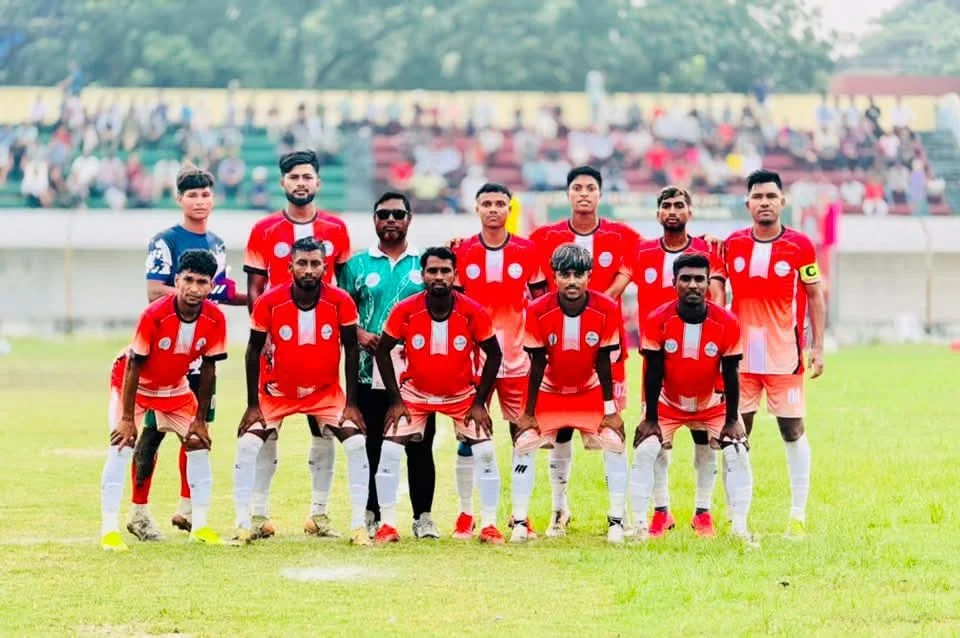 চাঁদপুুর স্টেডিয়ামে খেলবে নরসিংদী ও  চাঁদপুর জেলা ফুটবল দল