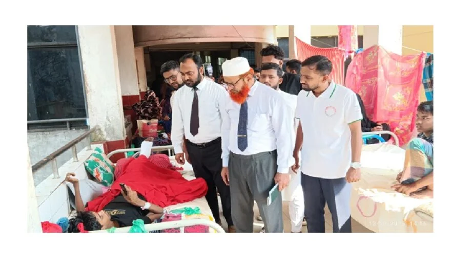 চাঁদপুর মেডিকেল কলেজ ও হাসপাতালের সার্বিক খোঁজখবর নিলেন জামায়াত নেতৃবৃন্দ