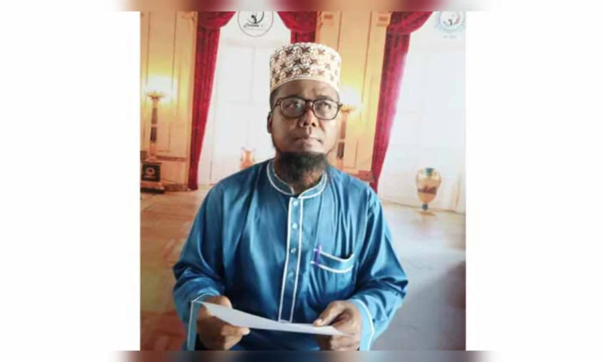 শাহরাস্তিতে মসজিদের ইমামকে মাদক দিয়ে ফাঁসানোর চেষ্টার অভিযোগ!