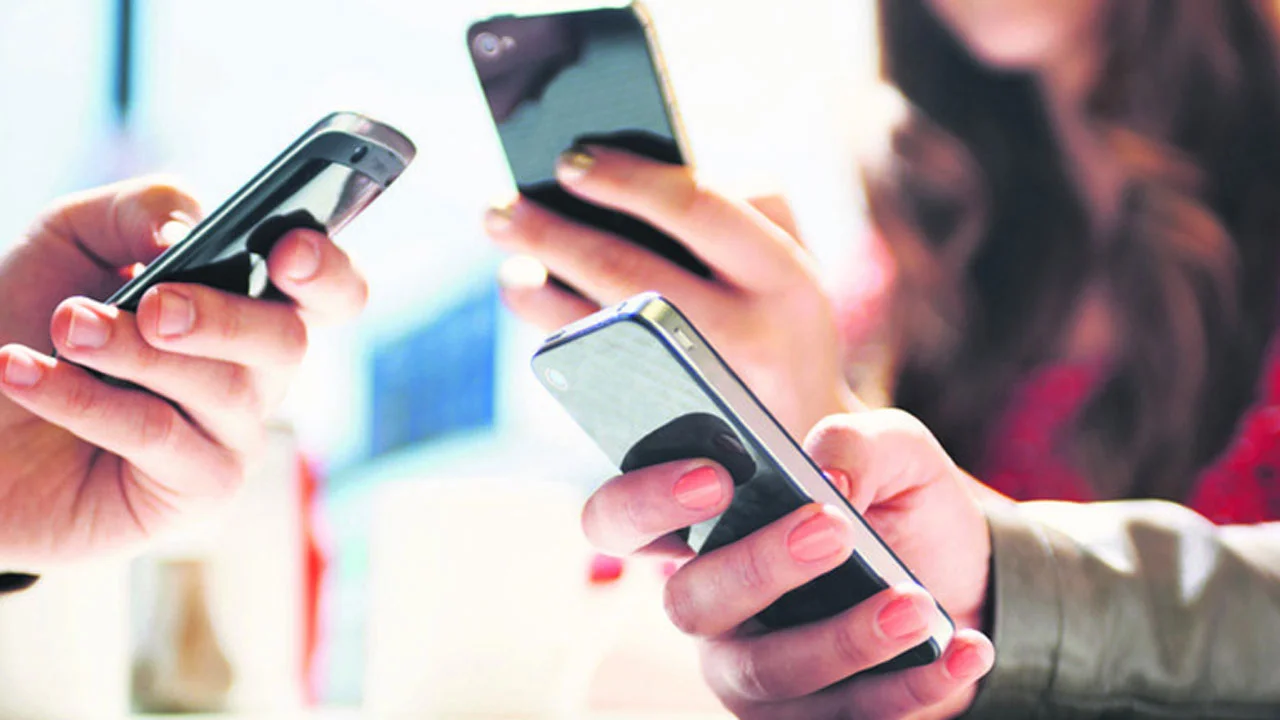 সব বৈধ-অবৈধ ফোনই পাচ্ছে স্বয়ংক্রিয় নিবন্ধন